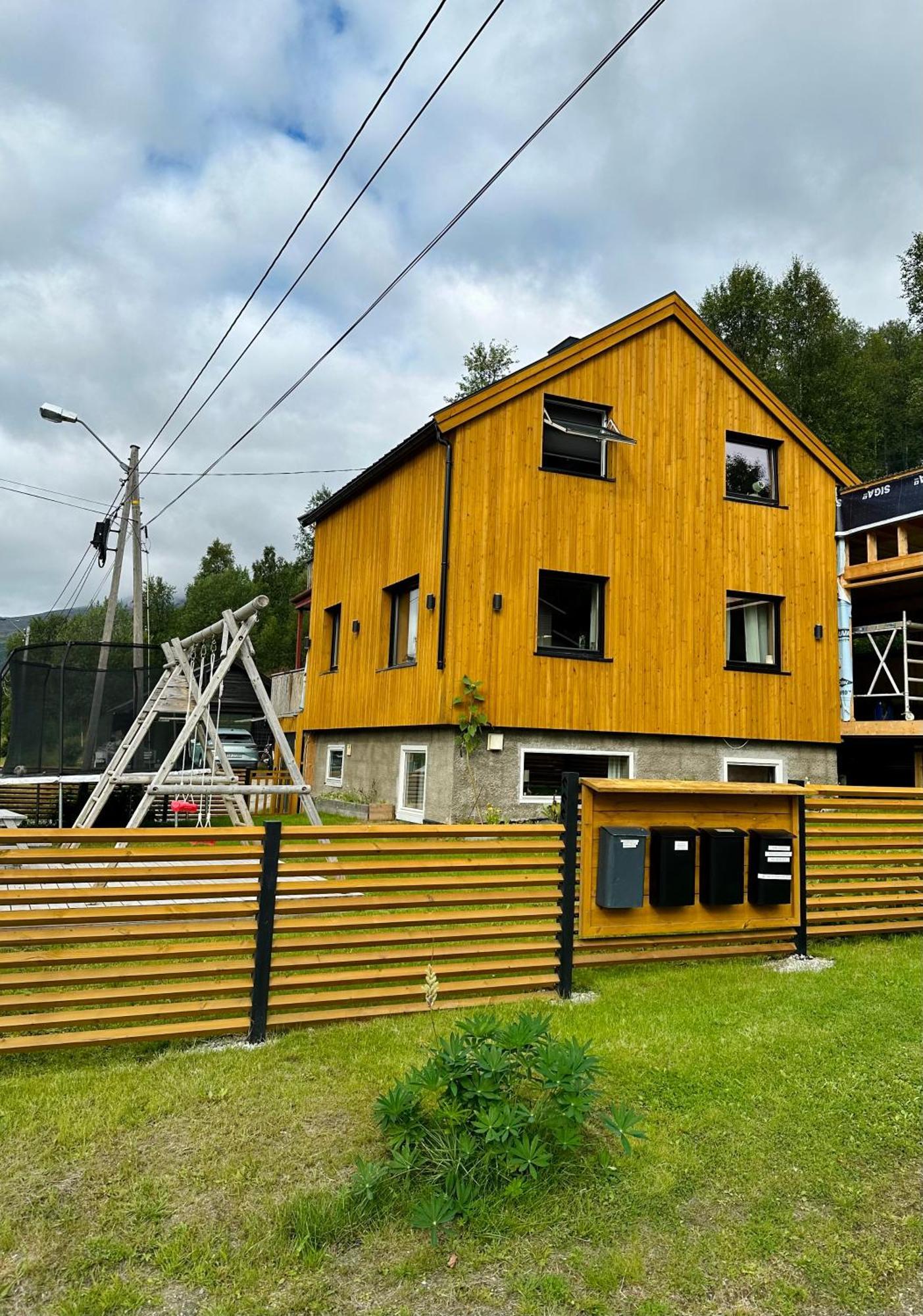 Cozy Fjord Retreat With Firepit And Activities Apartamento Tromsø Exterior foto